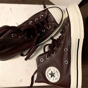 Converse leather 6.5